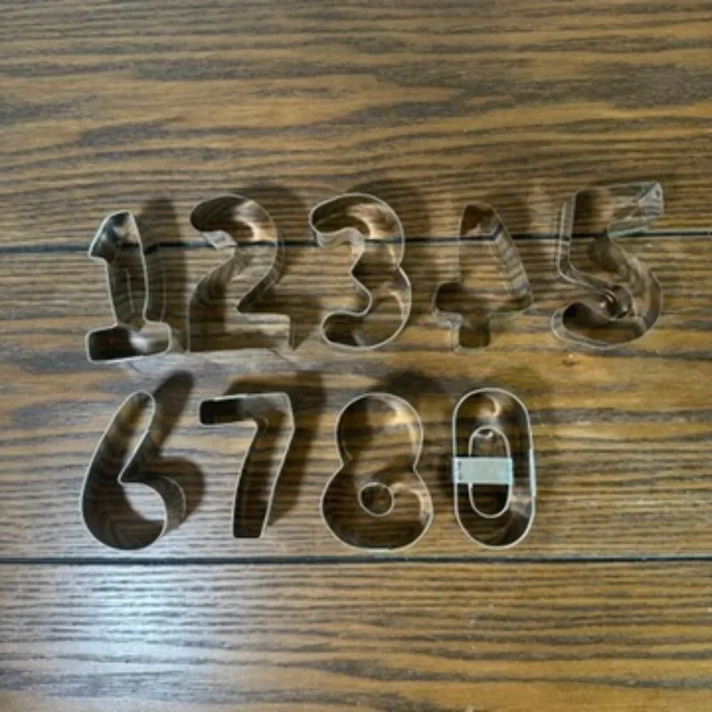 Vintage 1984 Fox Run Craftsmen Numbers Cookie‎ Cutter Set 3640 Tin Aluminum